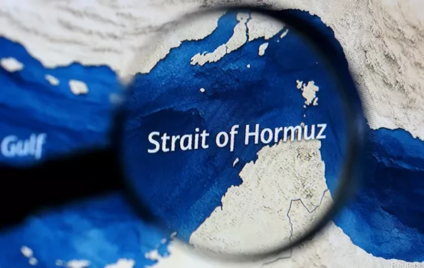 Iran Receives First Payments from Strait of Hormuz Tolls, Says Official