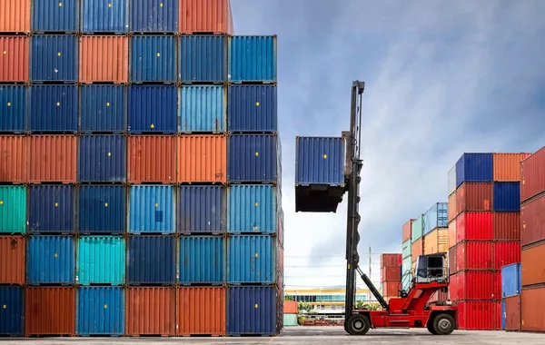 Kyrgyzstan's Foreign Trade Turnover Hits $1 Billion