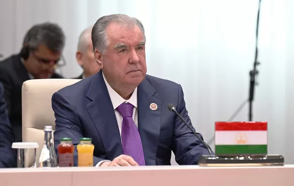 Tajik President Heads to Azerbaijan for CICA Summit
