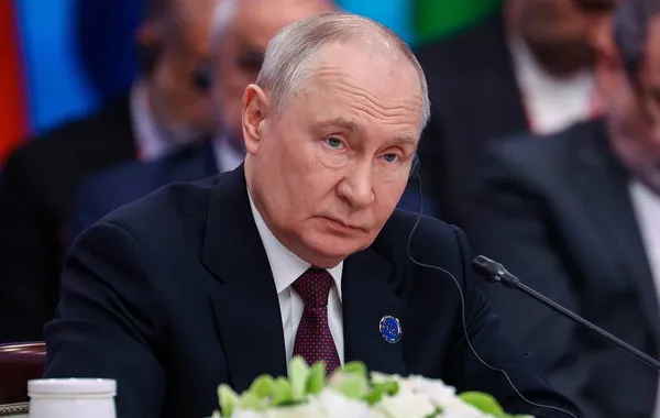 Russia's Putin Warns of Uncertainty in Global Gas Industry