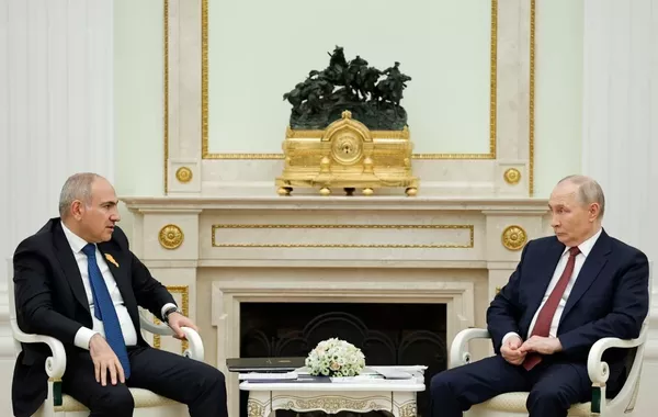 Russia Warns Armenia: No Balancing Between Moscow and Brussels