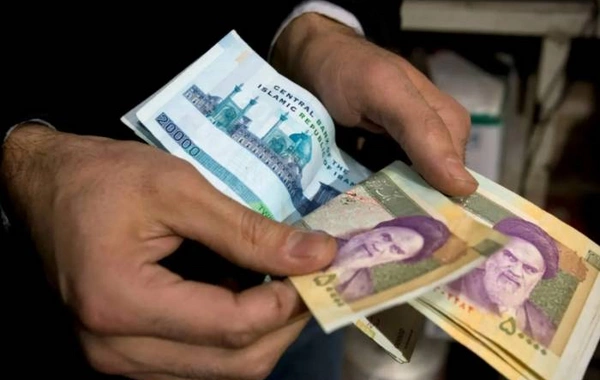 Iran's Rial Hits Historic Low Amid Economic Challenges