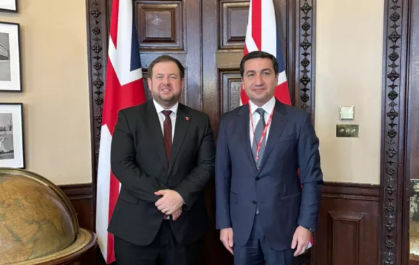 Azerbaijan, UK Discuss Deepening Bilateral Ties
