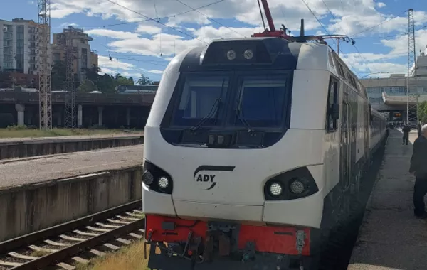Passenger Train Arrives In Tbilisi From Baku After Six-Year Break