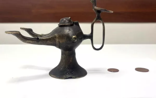 “Aladdin’s Lamp” Without Genie: Unusual Find at Uzbekistan's Airport