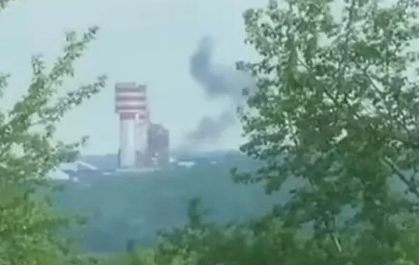 Zelenskyy Confirms Strike on Russian Chemical Plant 1,700 km Away