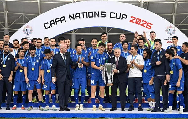 President Mirziyoyev Honors Uzbekistan’s National Team After Stunning CAFA Win