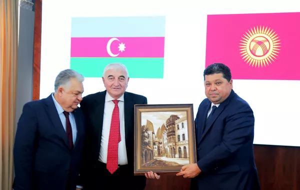 Azerbaijan Sends 25 Observers to Elections in  Kyrgyzstan