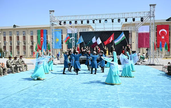 Eternal Brotherhood – IV Troops Enjoy Vibrant Cultural Showcase in Azerbaijan