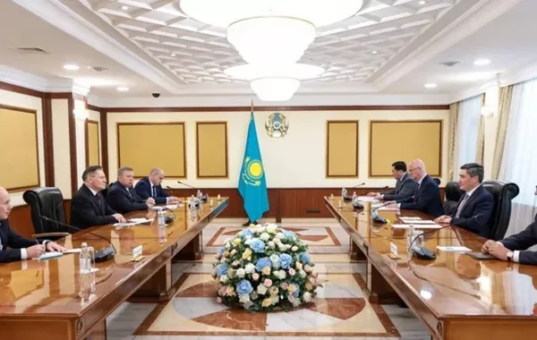 Kazakhstan’s Nuclear Ambitions Take Shape in Talks with Russia's Rosatom Chief