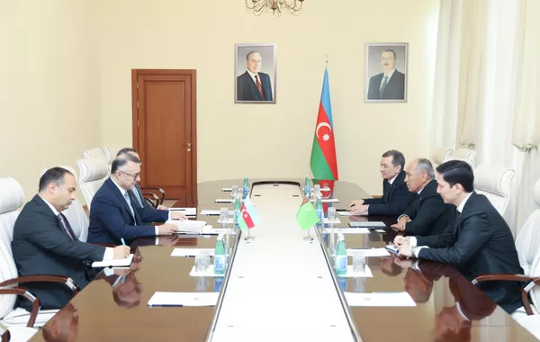 Azerbaijan, Turkmenistan Explore Prospects for Healthcare Cooperation