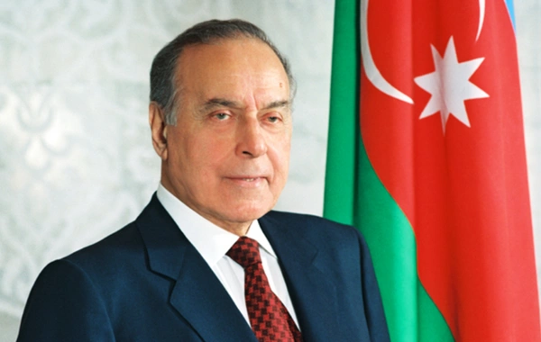 More Than a Leader: How Heydar Aliyev Built the Foundations of Azerbaijan’s Independence
