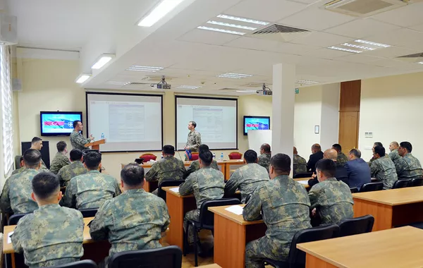 NATO Mobile Training Team Conducts Seminar in Baku