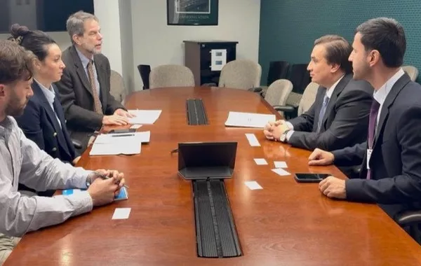 Tajikistan, US Explore Direct Flights and Aviation Partnerships