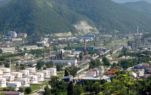 Ukrainian Drone Strike Ignites Fires at Russian Oil Refinery