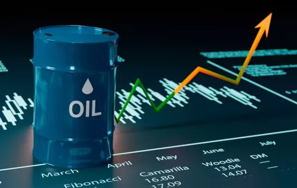 Oil Prices Climb to Weekly High as Middle East Tensions Escalate and Iran-US Talks Stall