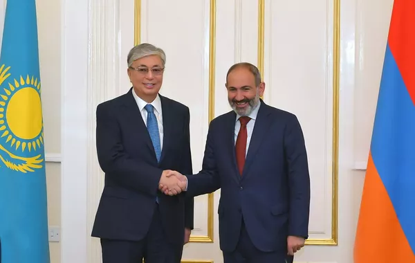 Kazakh President, Armenian Premier Hold Phone Conversation