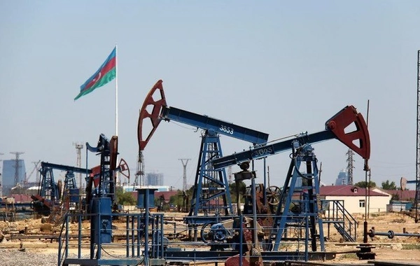 Azerbaijani Oil Price Tops $81 per Barrel