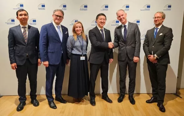 Kazakhstan, European Investment Bank Deepen Ties on Energy, Infrastructure, and Digital Innovation