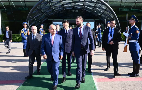 Syrian Transitional President Wraps Up Working Visit To Azerbaijan