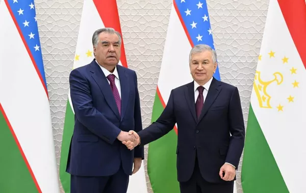 Uzbekistan and Tajikistan Presidents Hold Key Bilateral Meeting