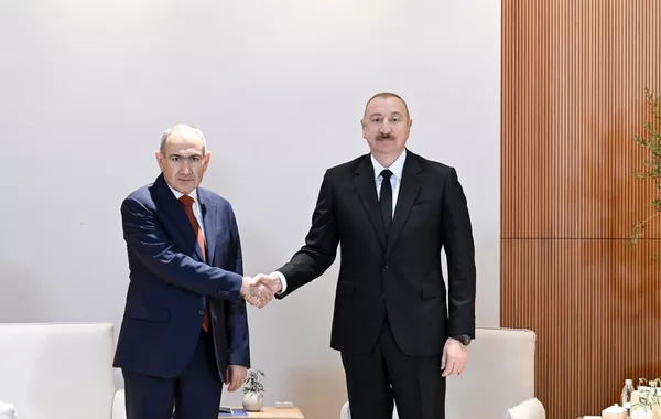 Ilham Aliyev and Nikol Pashinyan Express Commitment to Enhancing Peace and Stability