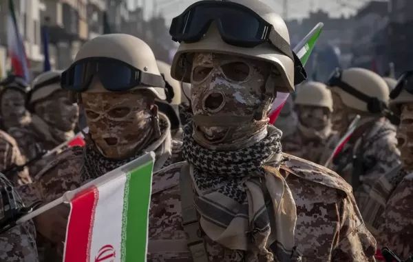 Gunmen Kill Two IRGC Members in Western Iran, Investigation Underway