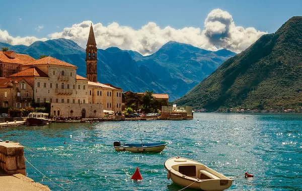 Montenegro Ends Visa-Free Travel for Uzbekistan, Armenia, and Egypt