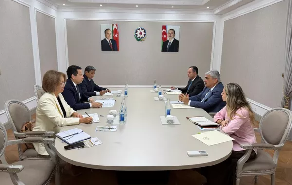 Azerbaijan, Kazakhstan Seek to Expand Energy Transit