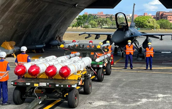 China Renews Warning to Washington Over Taiwan Arms Deal as Billion-Dollar Package Stays Frozen