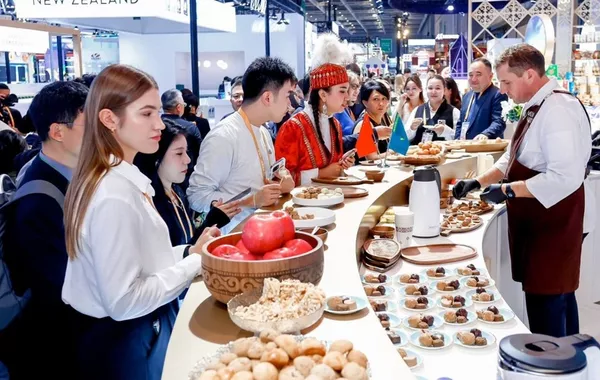 Kazakhstan Steps Into China’s Massive Retail Market With Local Delicacies and Exports at CIIE 2025