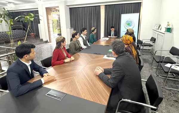 Turkmen Embassy in Türkiye Hosts Roundtable Marking 30 Years of Neutrality, International Year of Peace, Trust