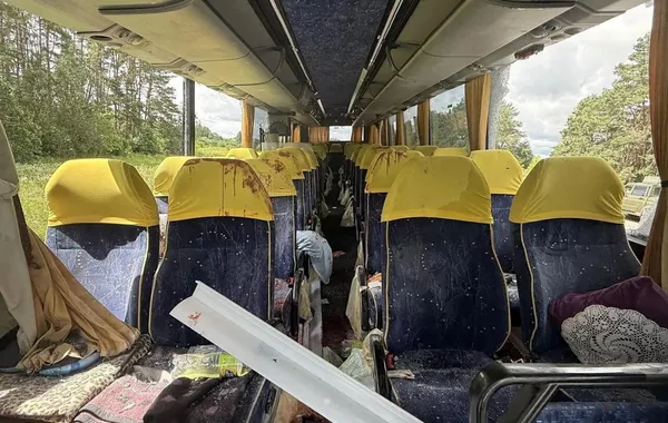 Armed Attack on Iranian Army Minibus Leaves One Soldier Dead