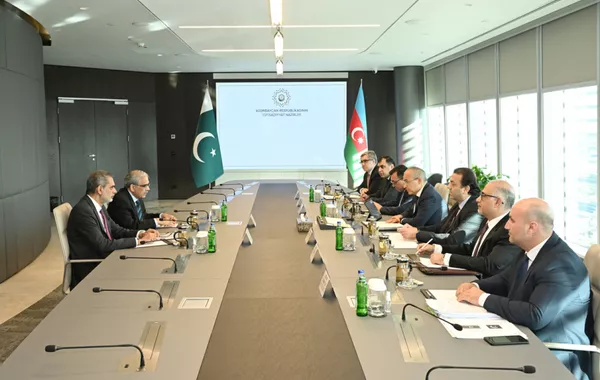 Azerbaijan and Pakistan Discuss Expanding Economic Cooperation