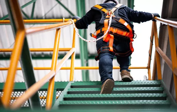 Kyrgyzstan Introduces Shorter Hours for High-Risk Jobs