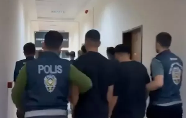 Türkiye Detains Over 400 Suspects in Nationwide Cybercrime Crackdown - VIDEO