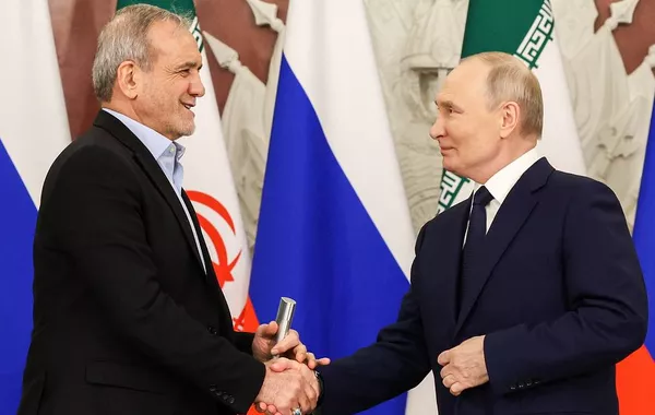 Iranian, Russian Presidents Set to Meet in Ashgabat