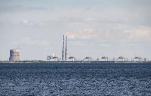 Russia Moves to Link Ukraine's Zaporizhzhia Plant to Its Power Grid