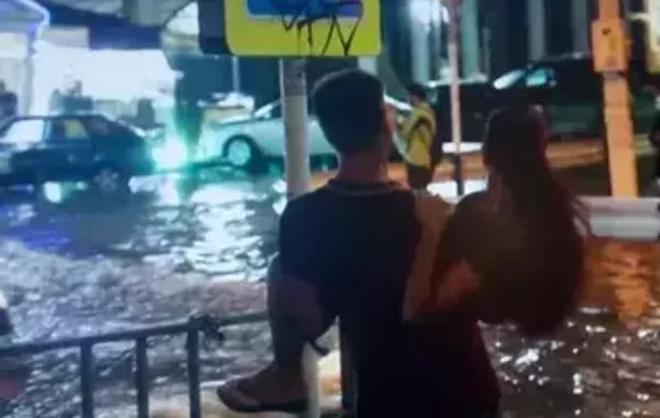 Türkiye's Istanbul Closes Schools as Torrential Rain Raises Flood Fears