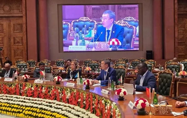 Kazakhstan Shares Election Reforms at Global Forum in India