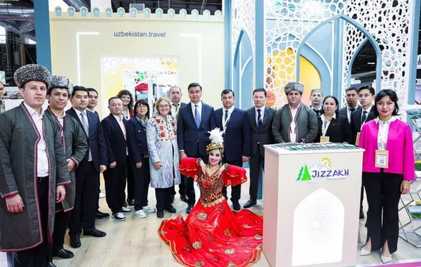 Uzbekistan Wows Europe at Paris Travel and Tourism Exhibition