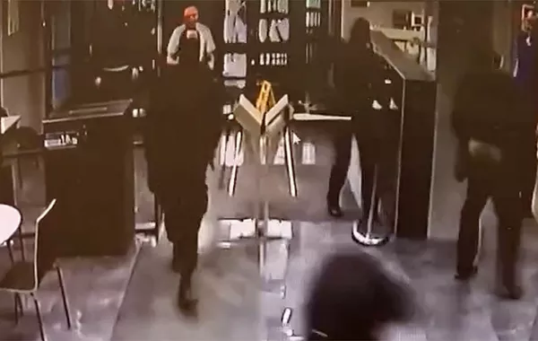 Masked Men Storm Moscow Office Building Housing MK Newsroom