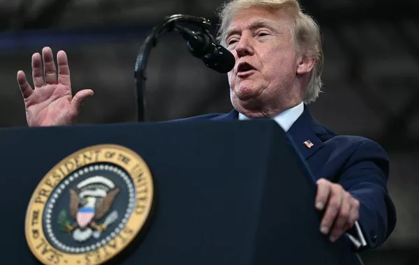 Trump Says He Plans to Declare Strait of Hormuz U.S. Territory