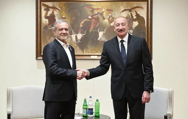 Azerbaijani, Iranian Presidents Meet on Sidelines of SCO Summit