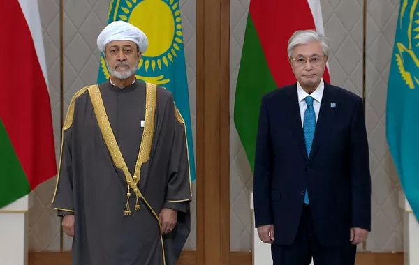 Oman’s Sultan Arrives at Kazakhstan’s Palace of Independence for Talks With President