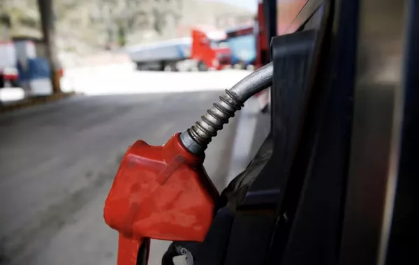 Iranian MP: Fuel Price Hike Will Increase Living Costs