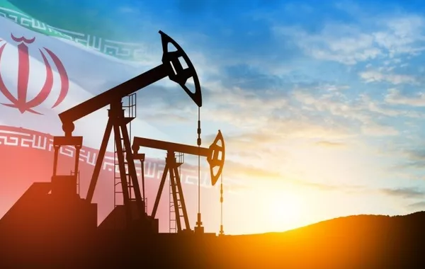 Oil on Track for First Weekly Drop in Seven Weeks Ahead of US-Iran Talks