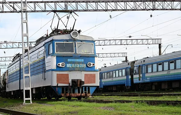 Armenia and Azerbaijan Open Up to Trade After Years of Strained Ties