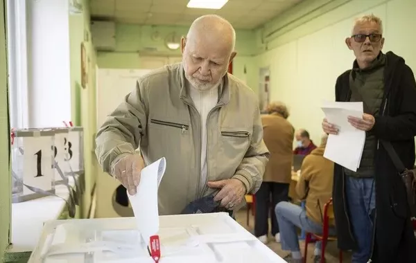Ruling United Russia Leads Early Results in State Duma Election