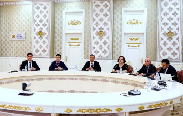 Tajikistan Pushes for Direct Correspondent Accounts with US Column Bank